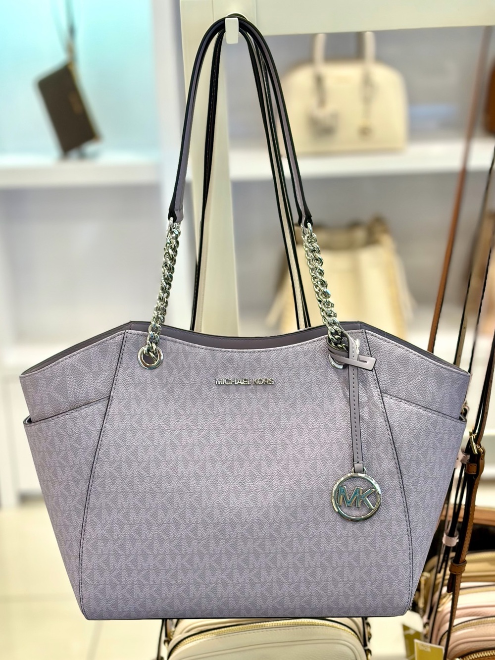 Michael Kors Jet Set Travel LG
Chain Shoulder Tote Bag MK
Lilac - Picture 8 of 11